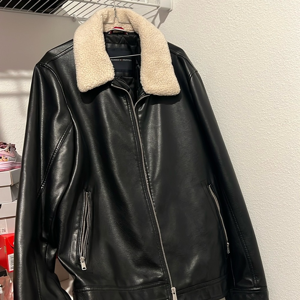 Men’s Tommy Hilfiger Jacket. NWT